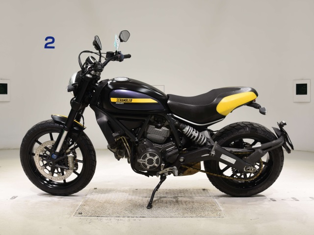 OTHER DUCATI SCRAMBLER FULL THROTTLE