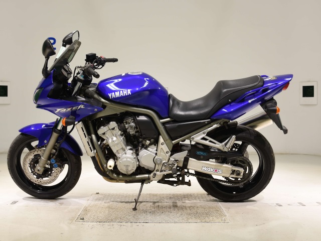 Yamaha FZS1000 FEATHER