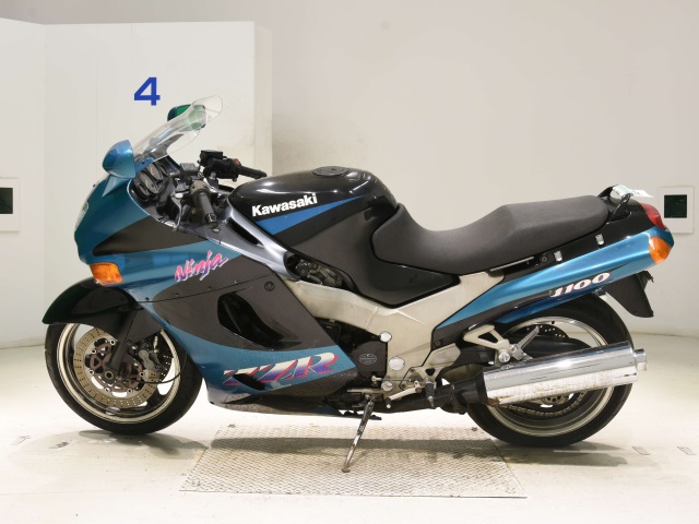 Kawasaki ZZR1100