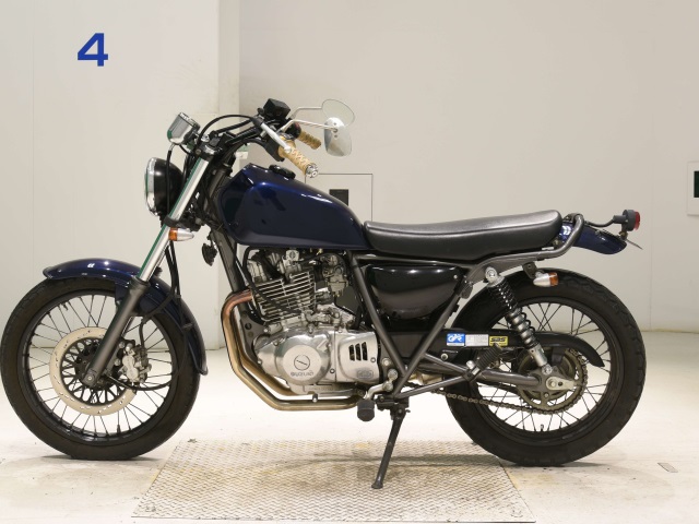 Suzuki GLASS TRACKER BIG BOY