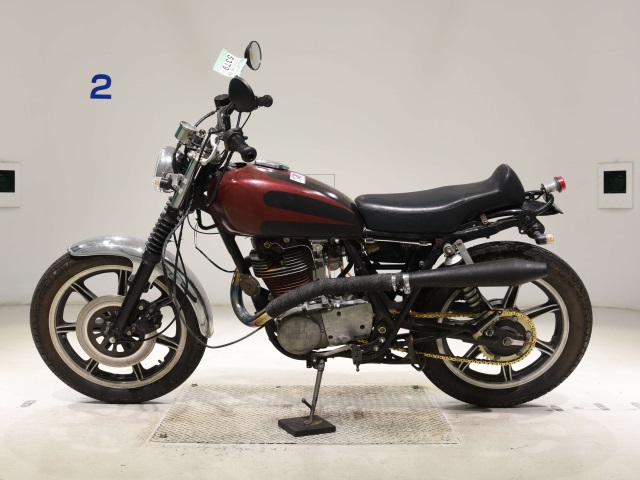 Yamaha SR400-2