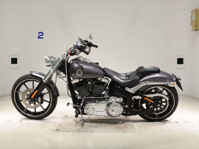Harley-Davidson HARLEY FXSB BREAKOUT