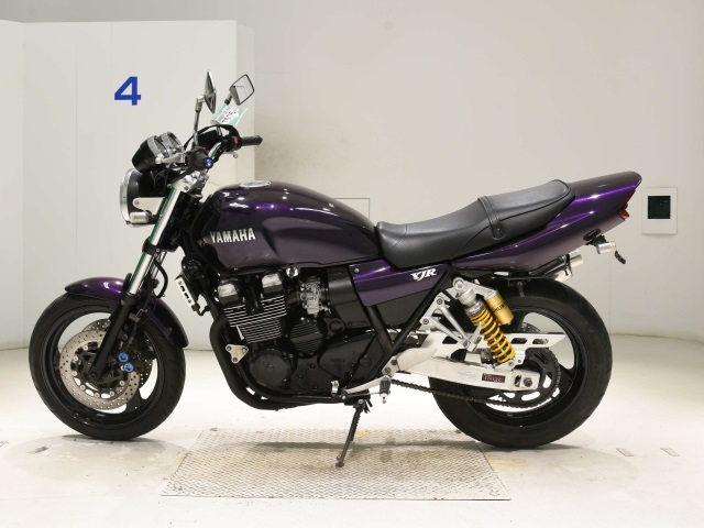 Yamaha XJR400R-3