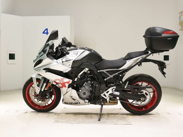 OTHER GSX-8R