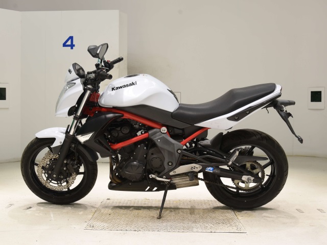 Kawasaki ER-4N