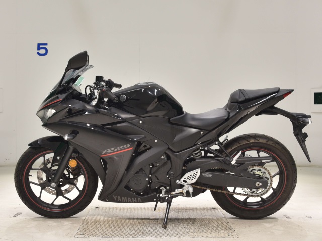 Yamaha YZF-R25A