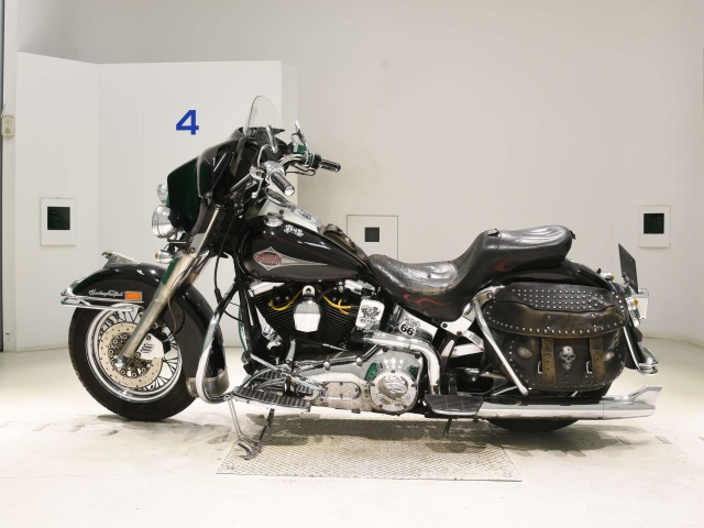 Harley-Davidson HARLEY FLSTC1340