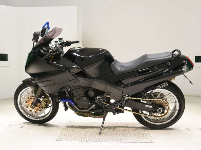 Kawasaki ZZR1100