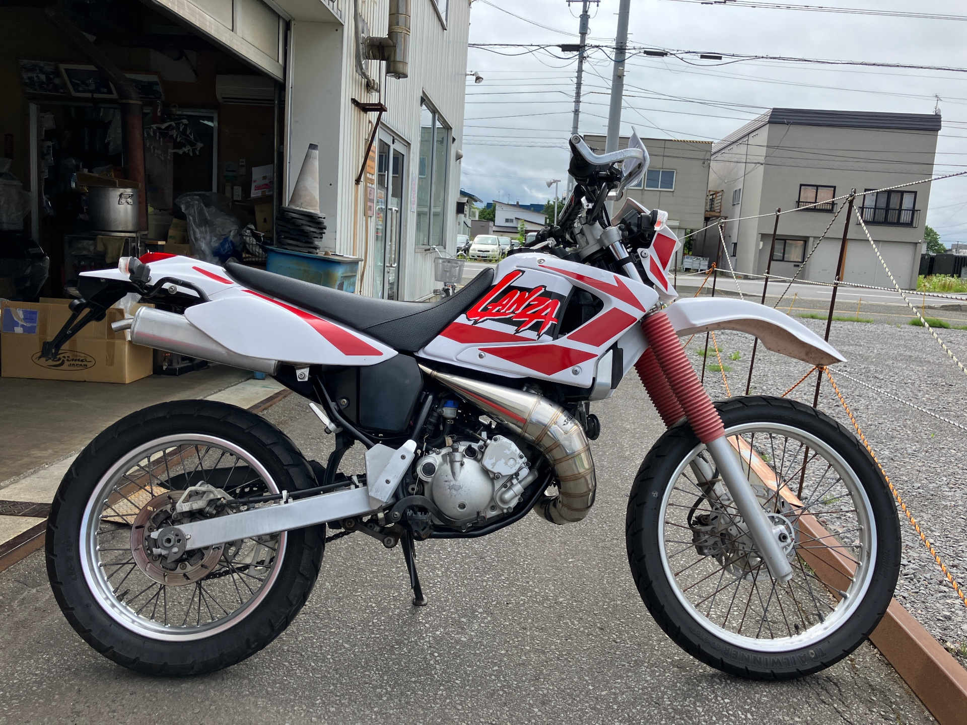 Yamaha LANZA DT230