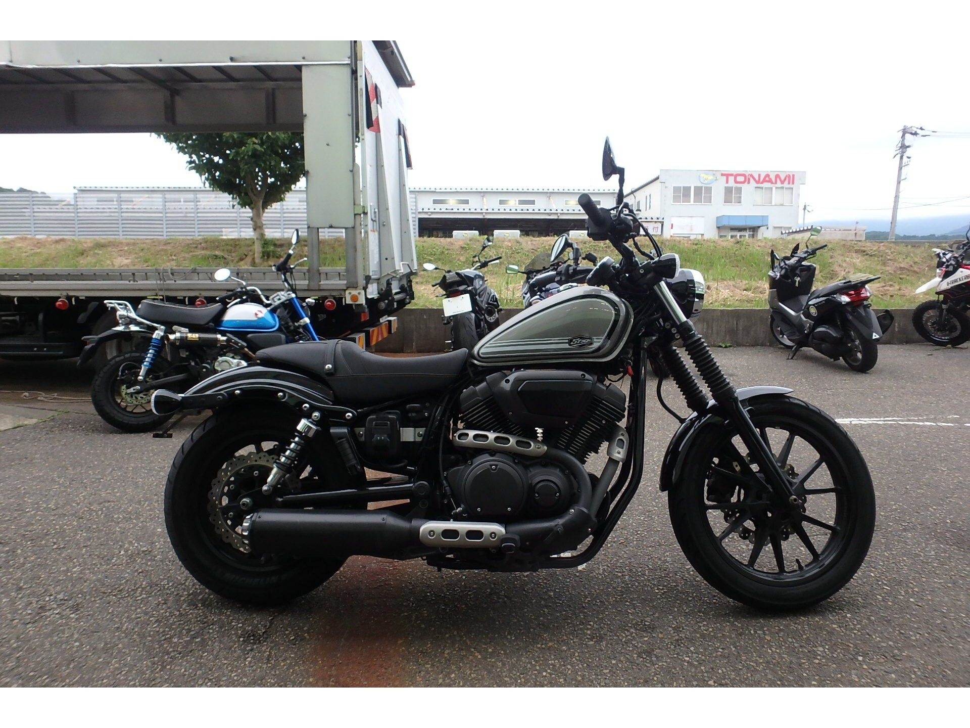 Yamaha BOLT