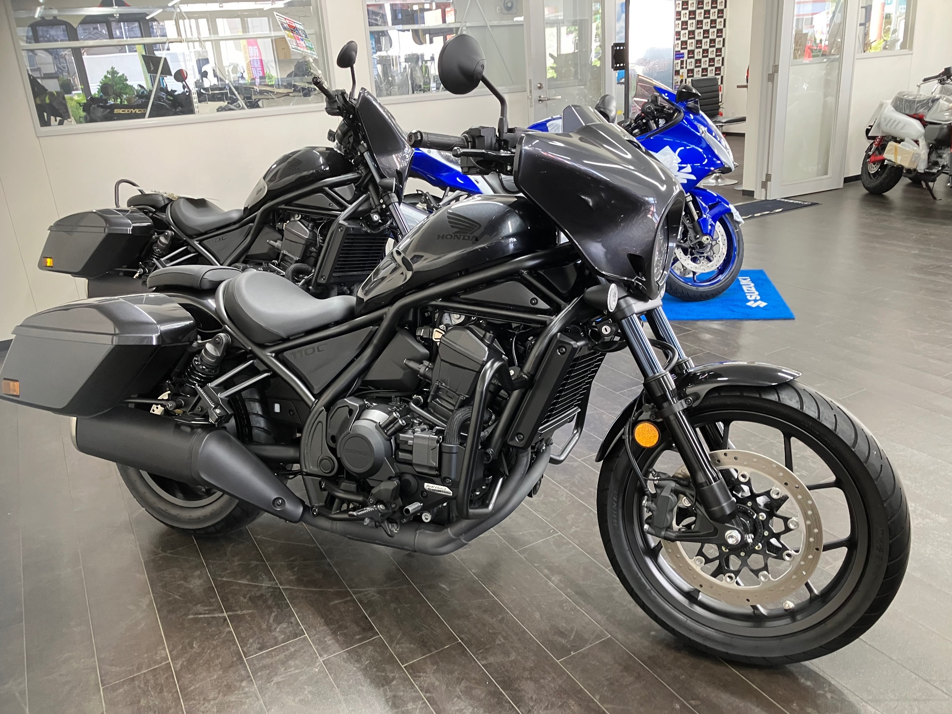 OTHER REBEL 1100T DCT