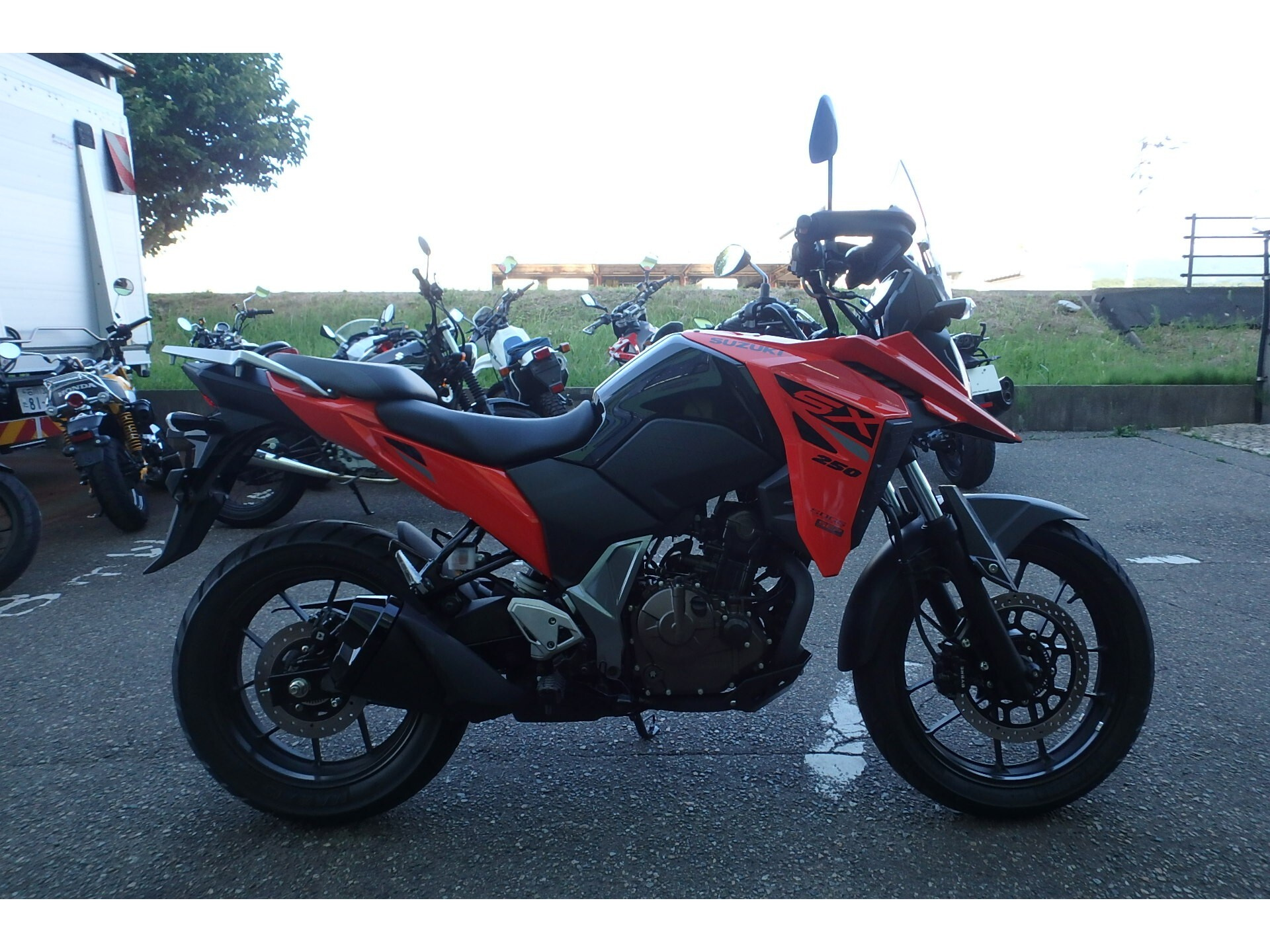 OTHER V STROM SX