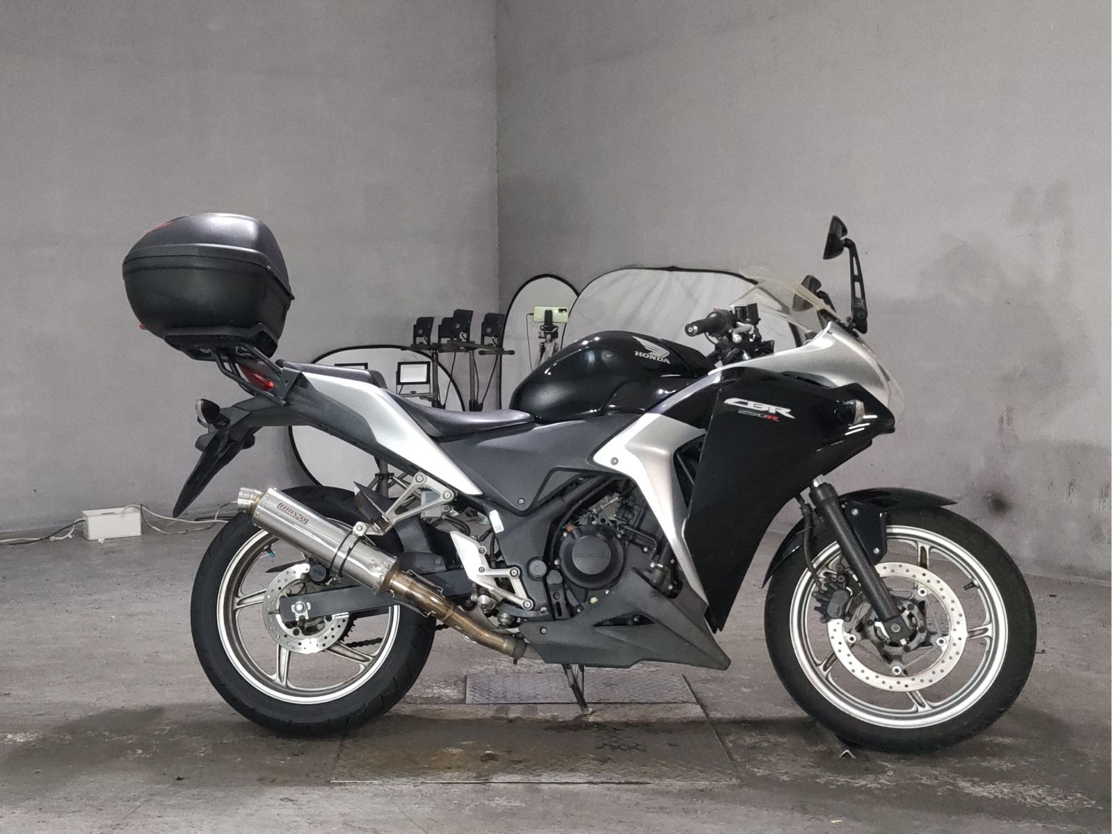 Honda CBR250R