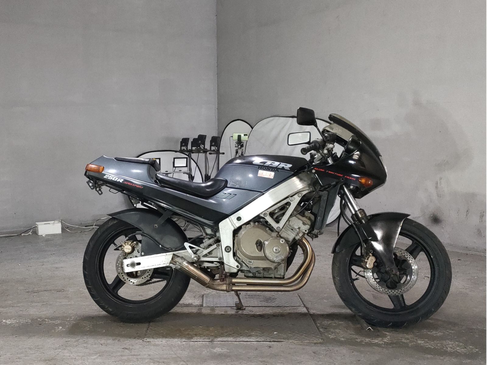 Honda CBR250R