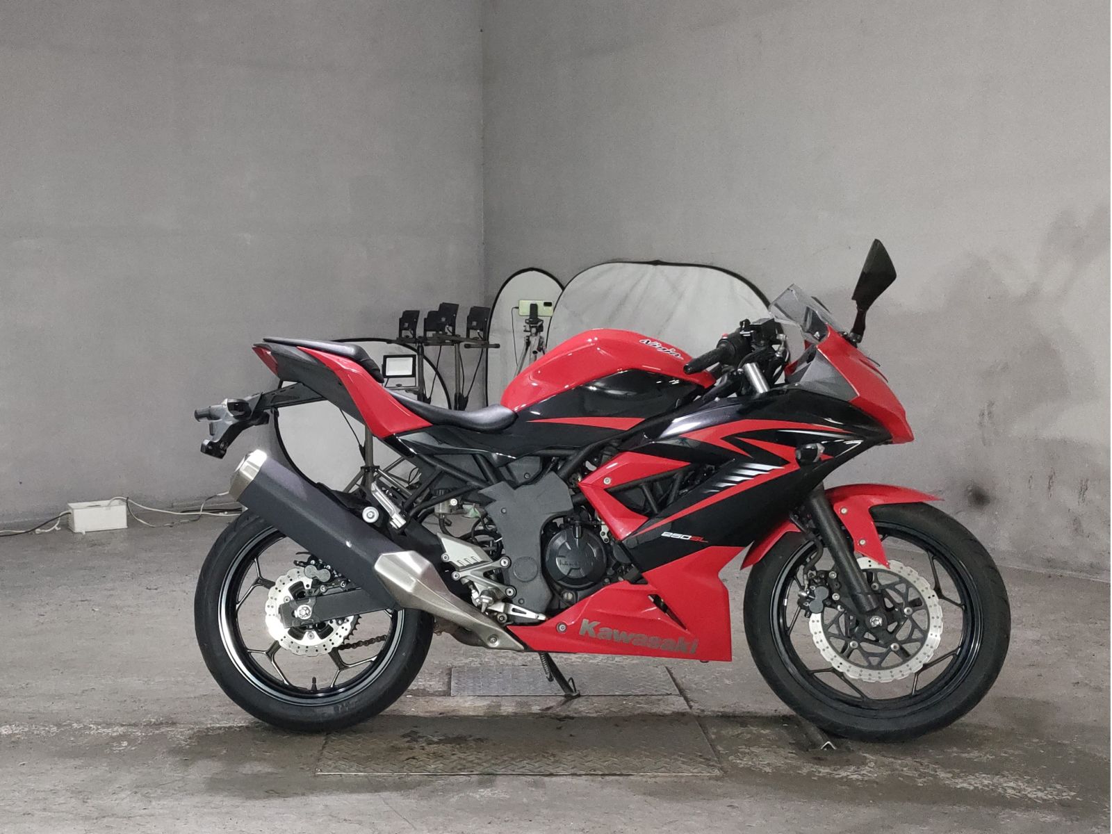 Kawasaki NINJA250SL
