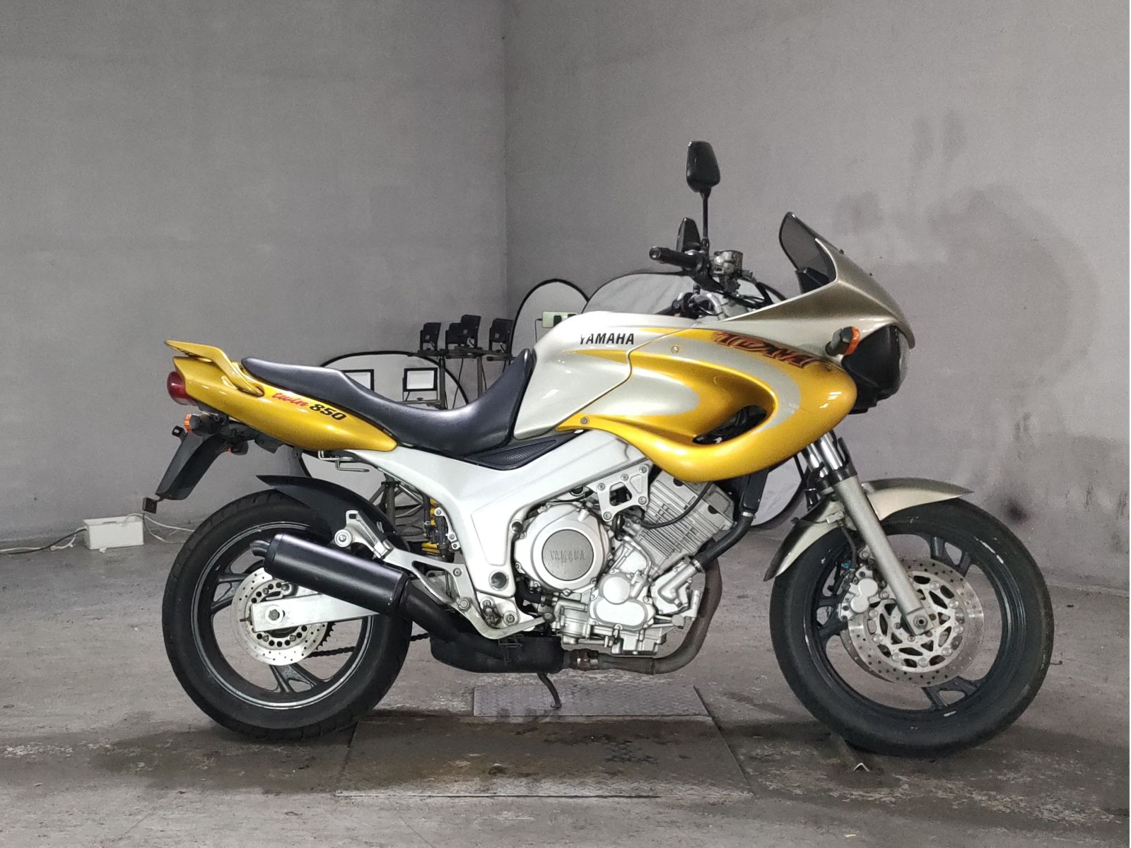 Yamaha TDM850
