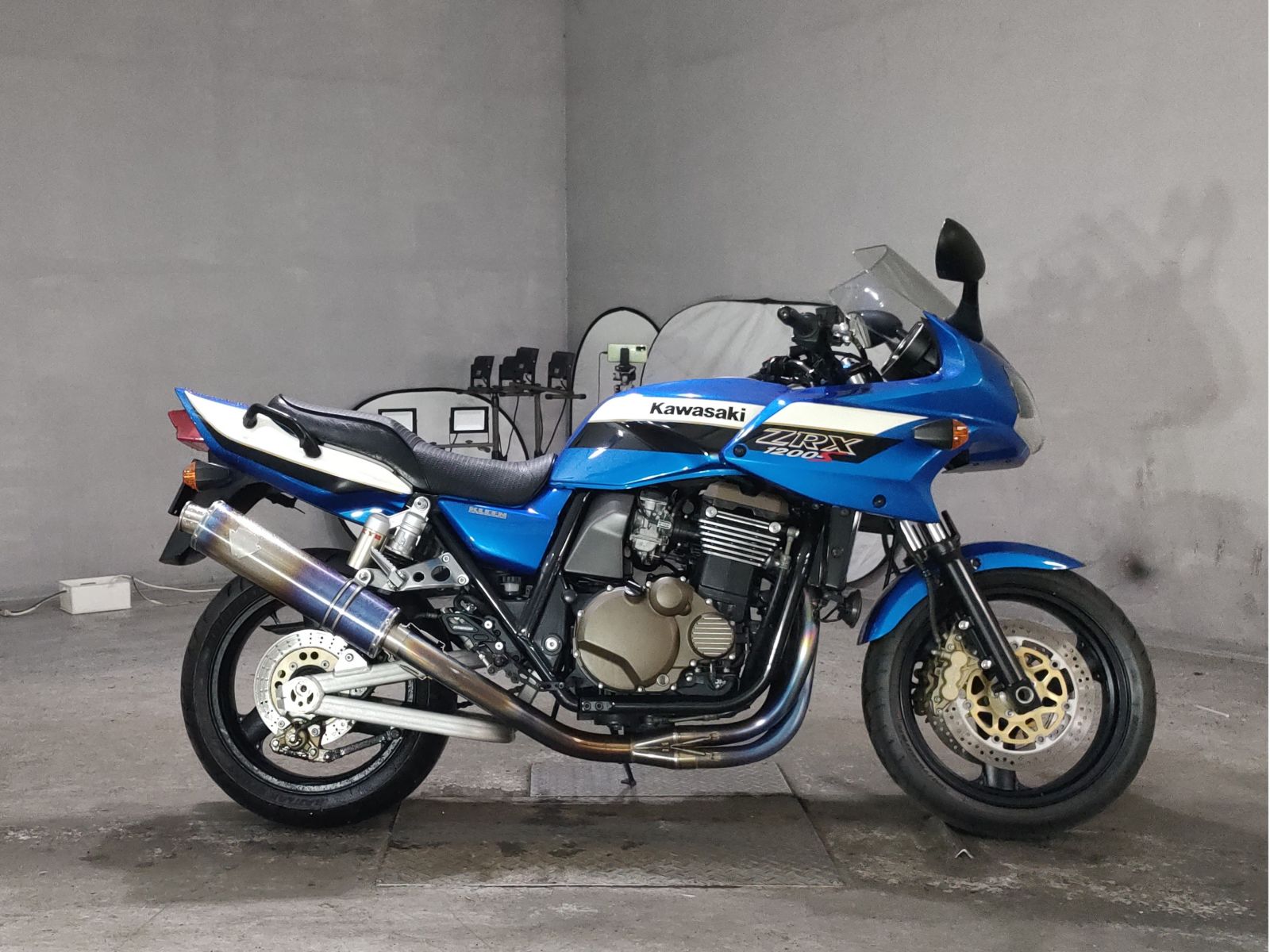 Kawasaki ZRX1200S