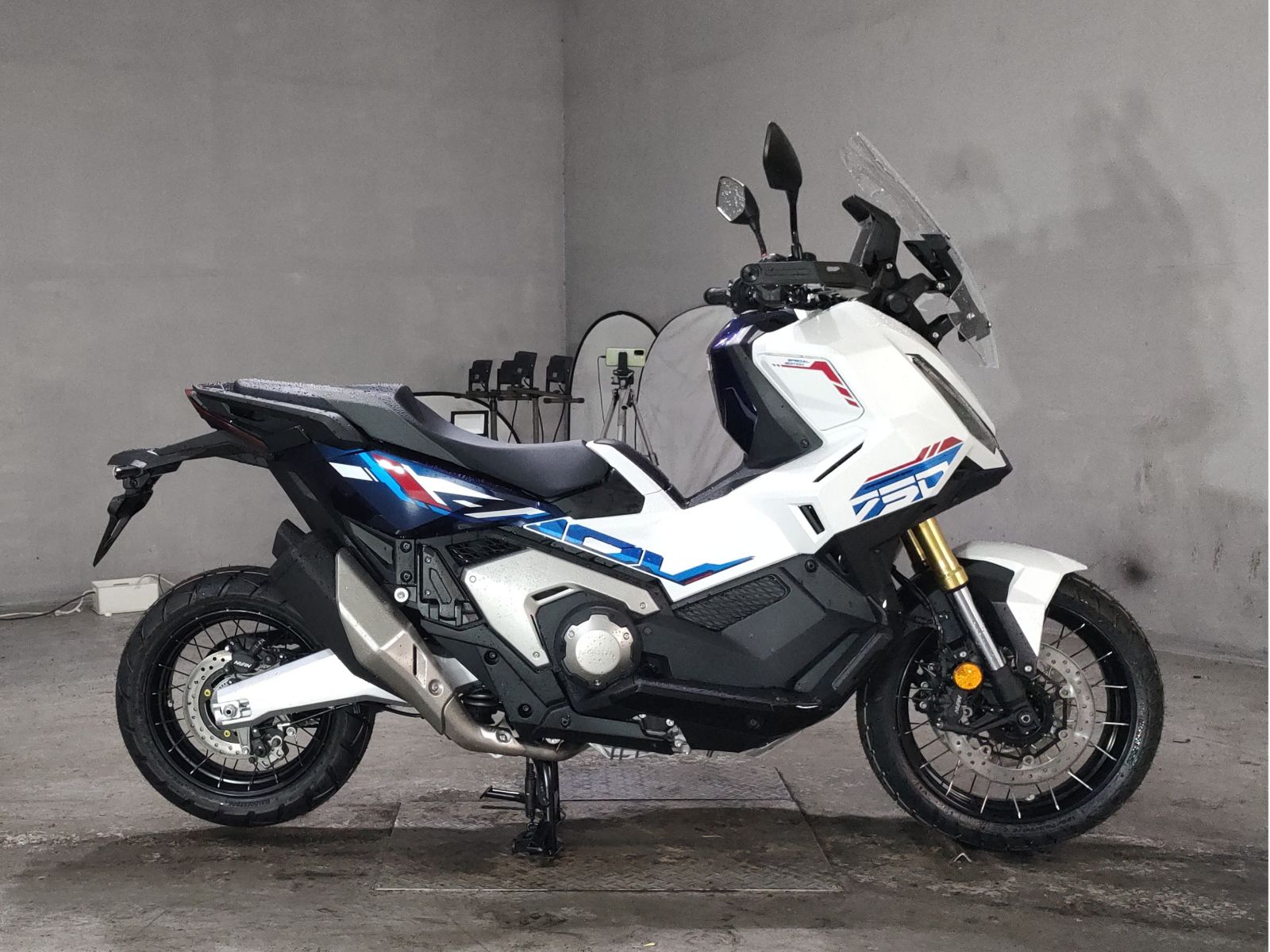 OTHER X-ADV