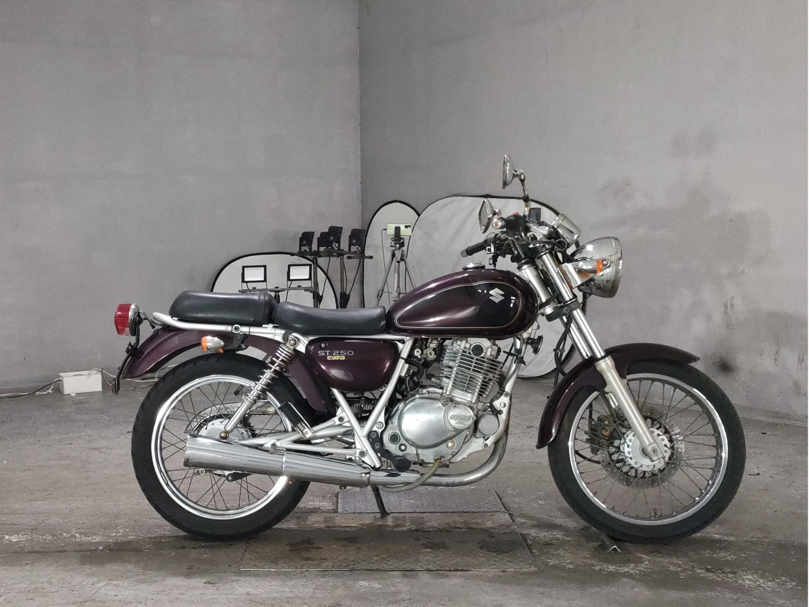 Suzuki ST250E
