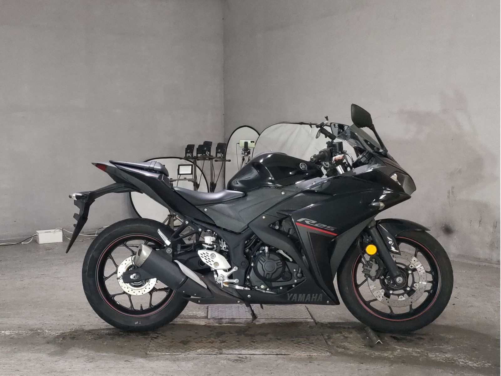 Yamaha YZF-R25