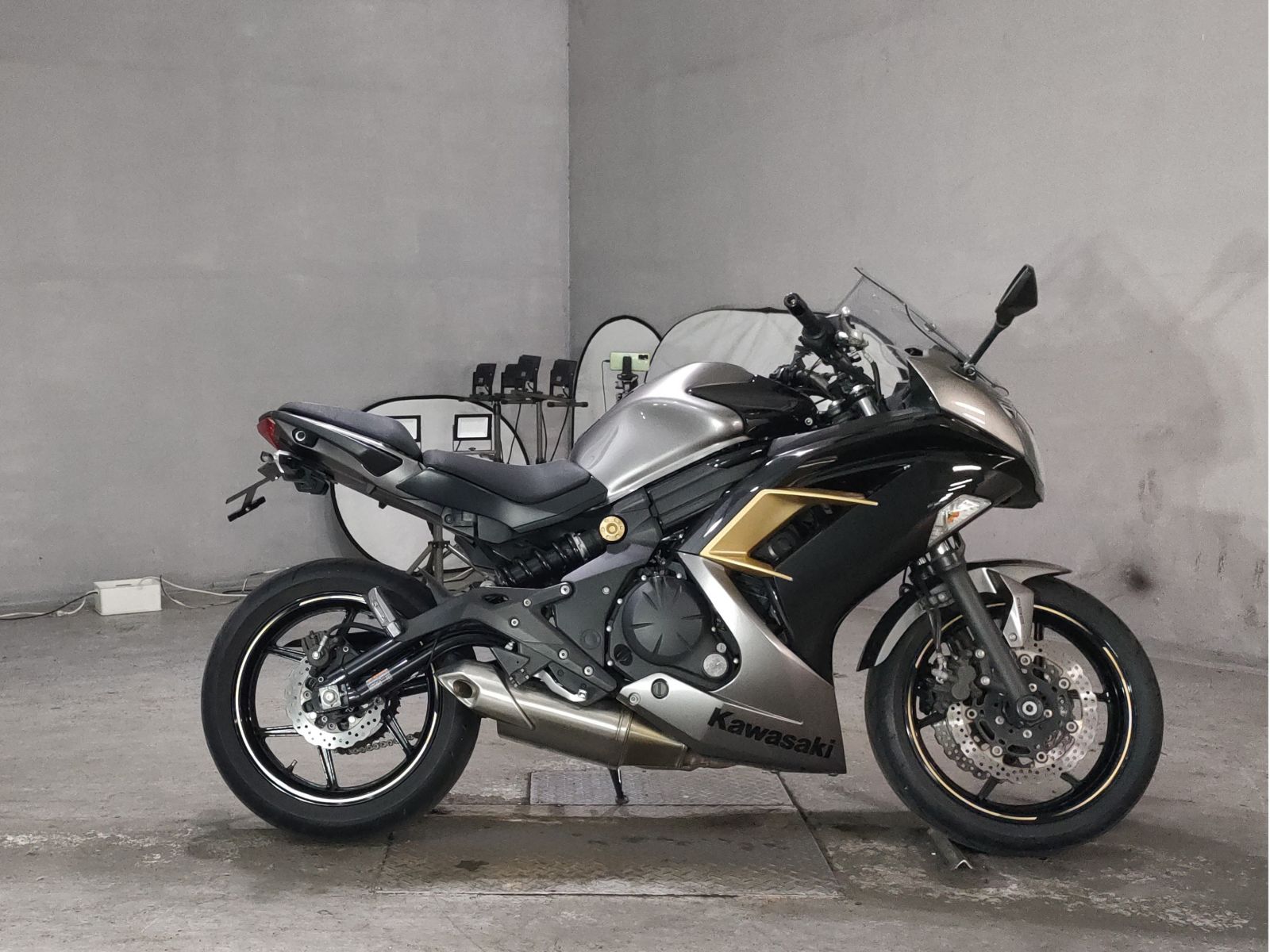 Kawasaki NINJA400