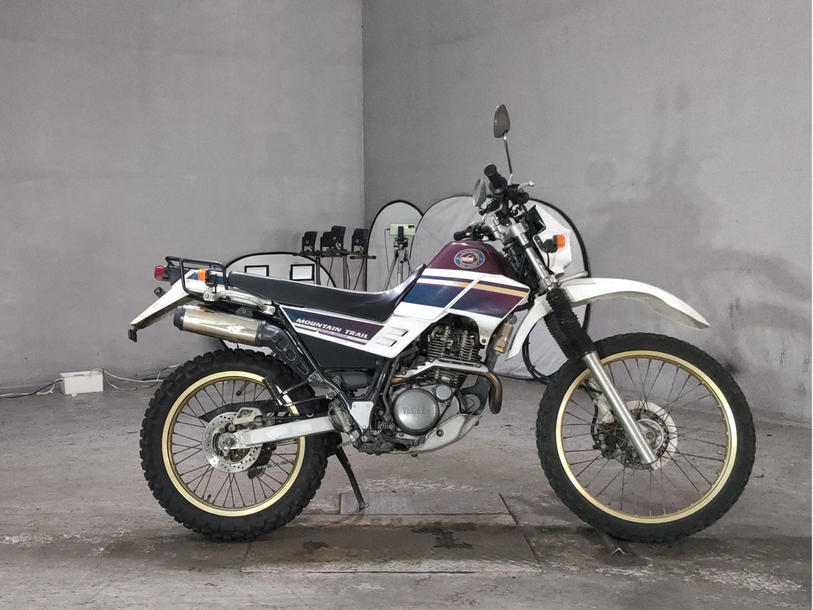 Yamaha SEROW 225W