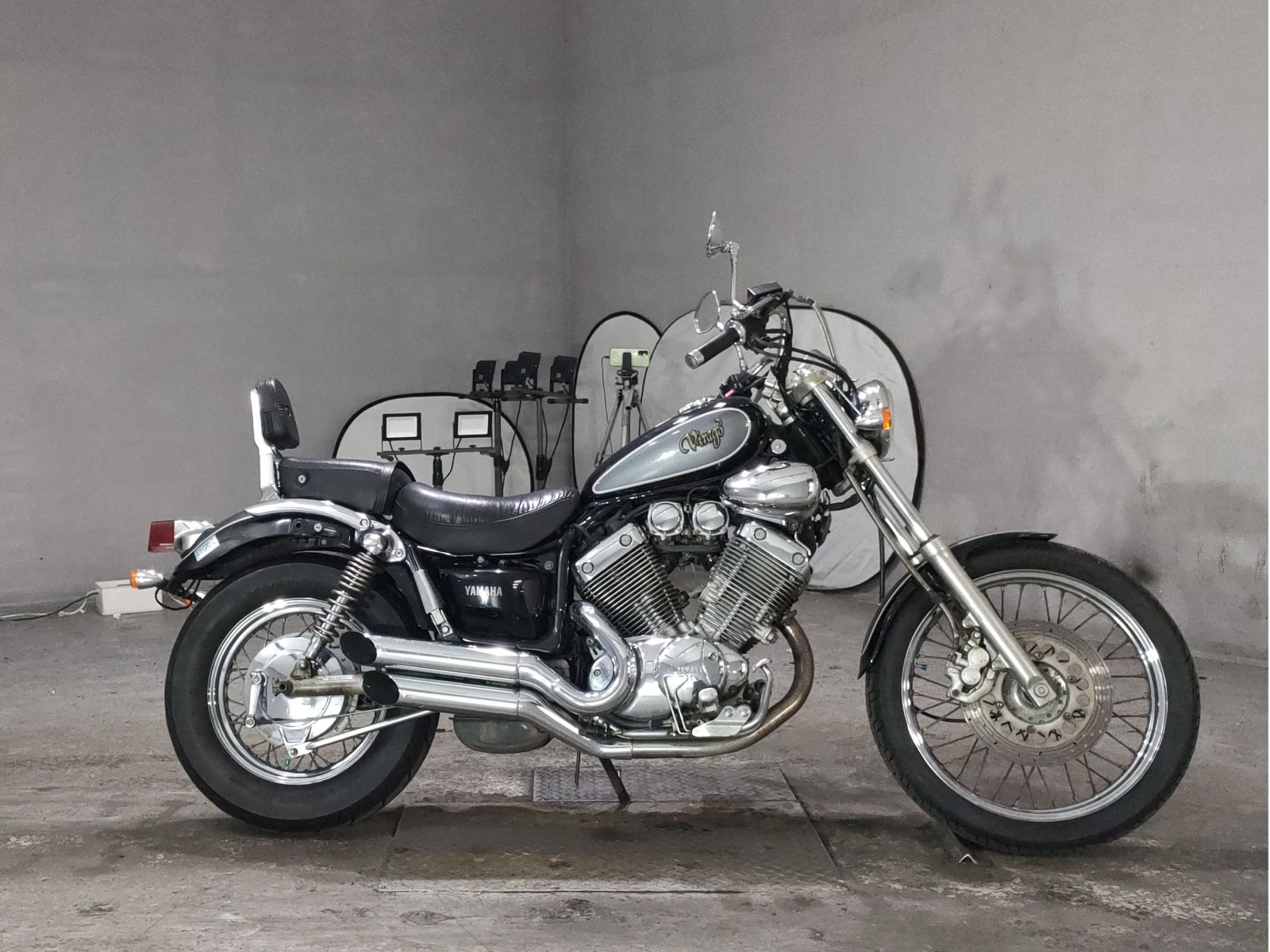 Yamaha VIRAGO 400