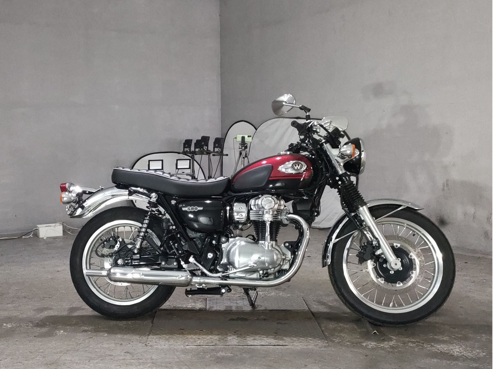 Kawasaki W800