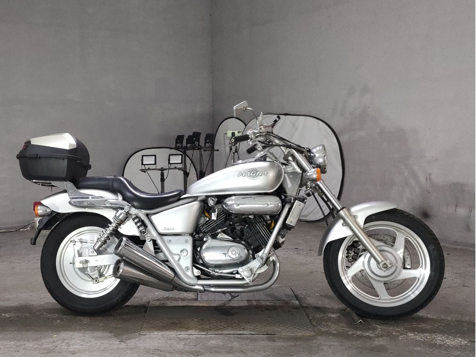 Honda MAGNA 250