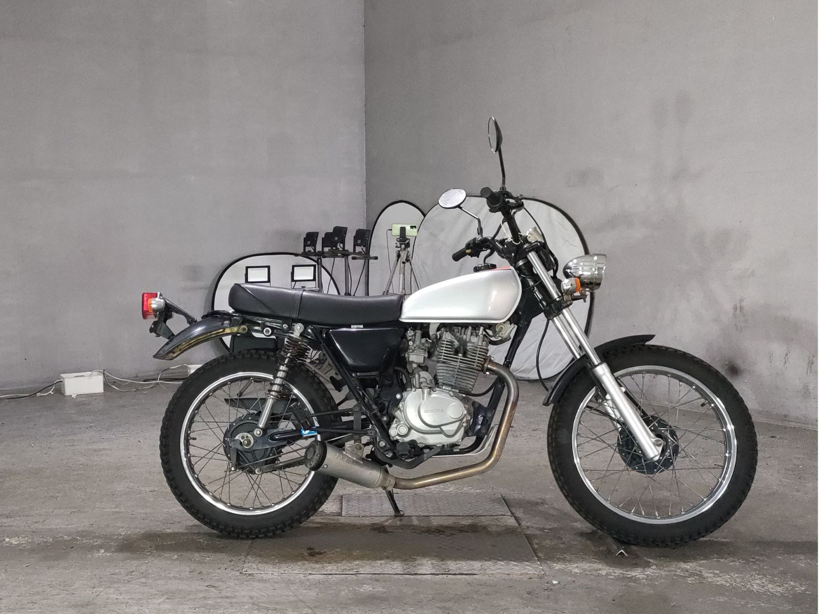 Honda XL230