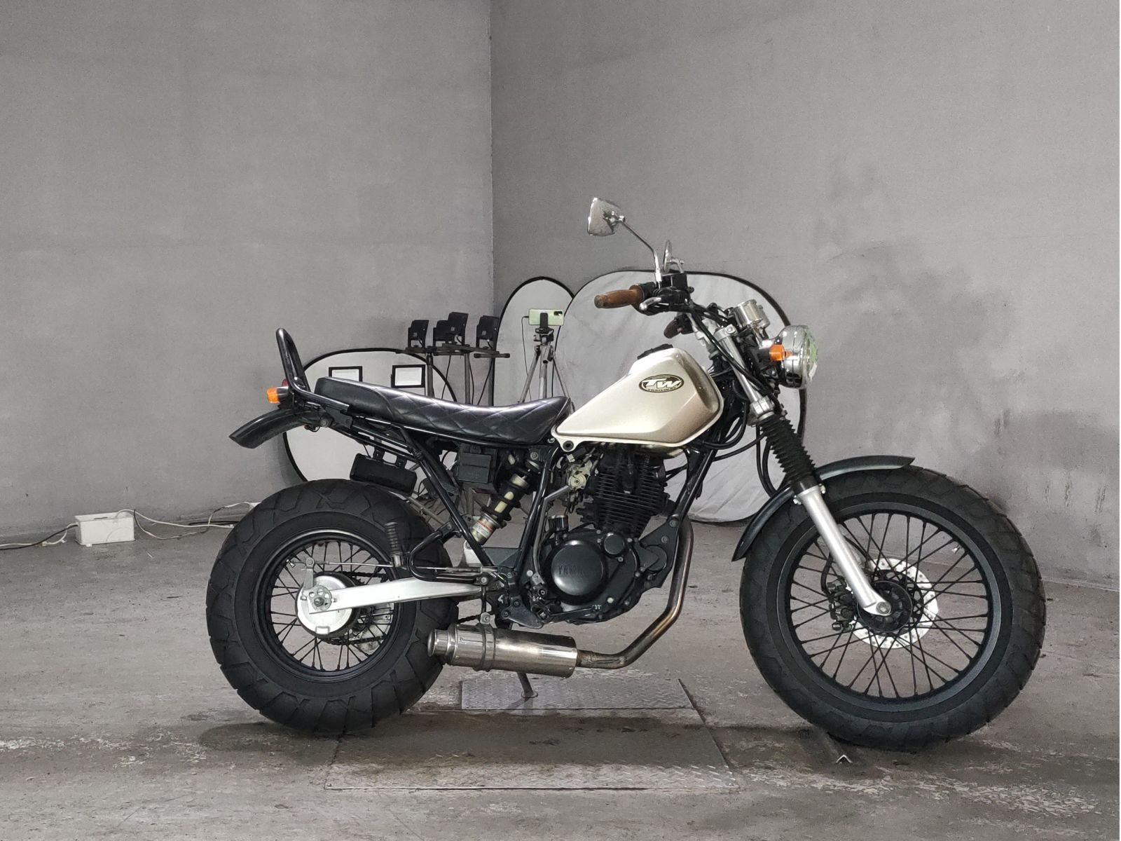 Yamaha TW200