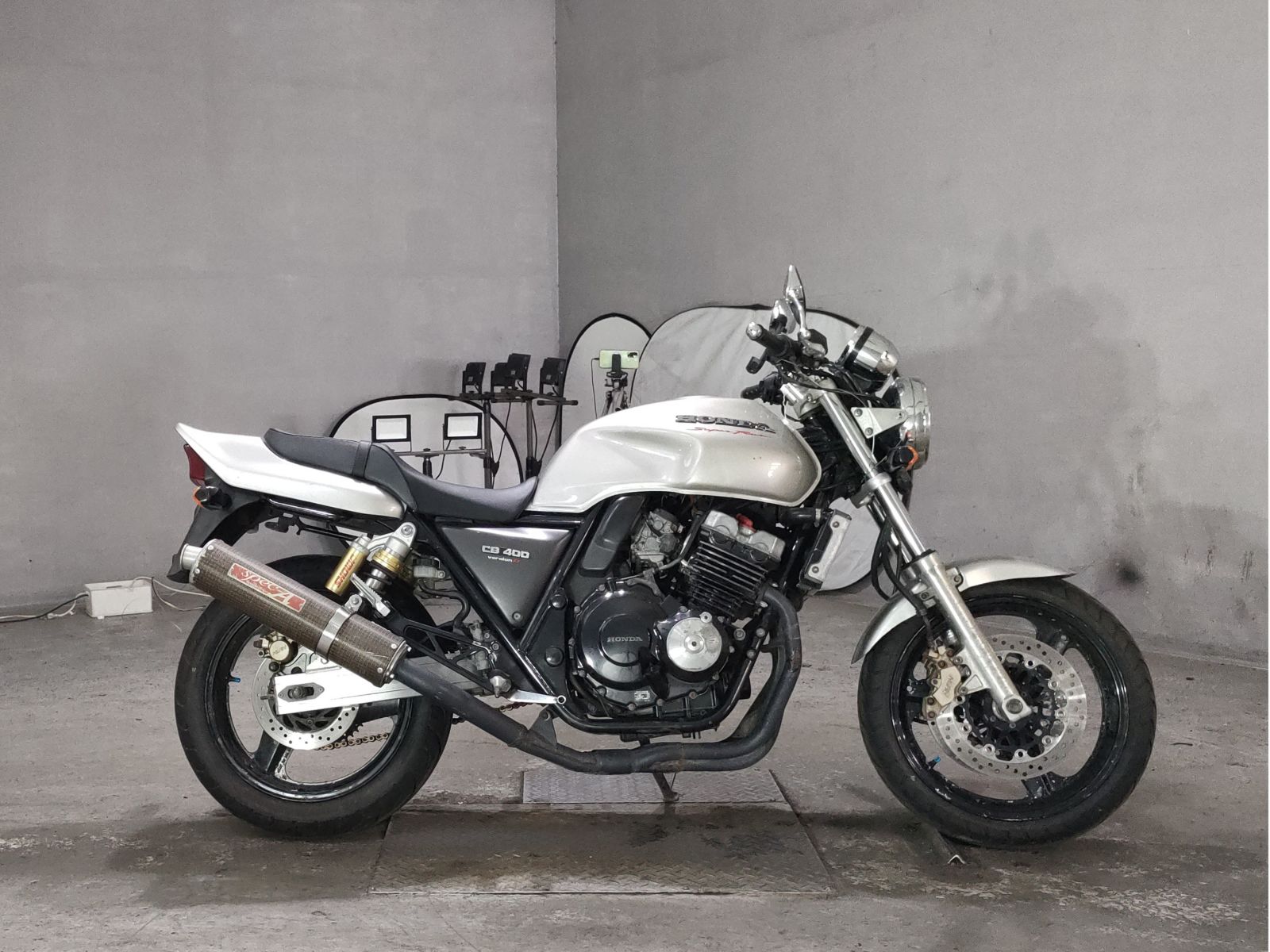 Honda CB400SF