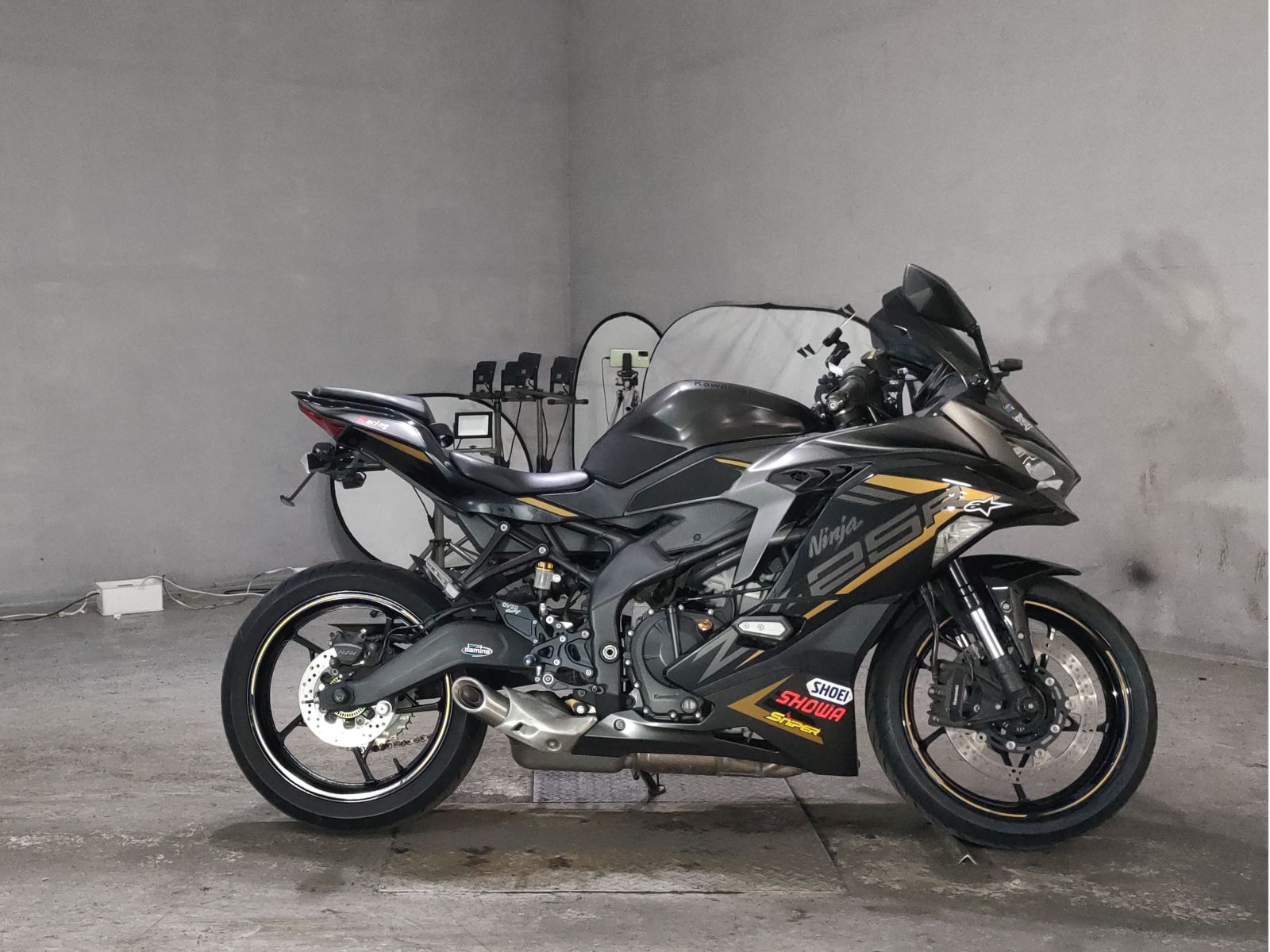 OTHER NINJA ZX-25R SE