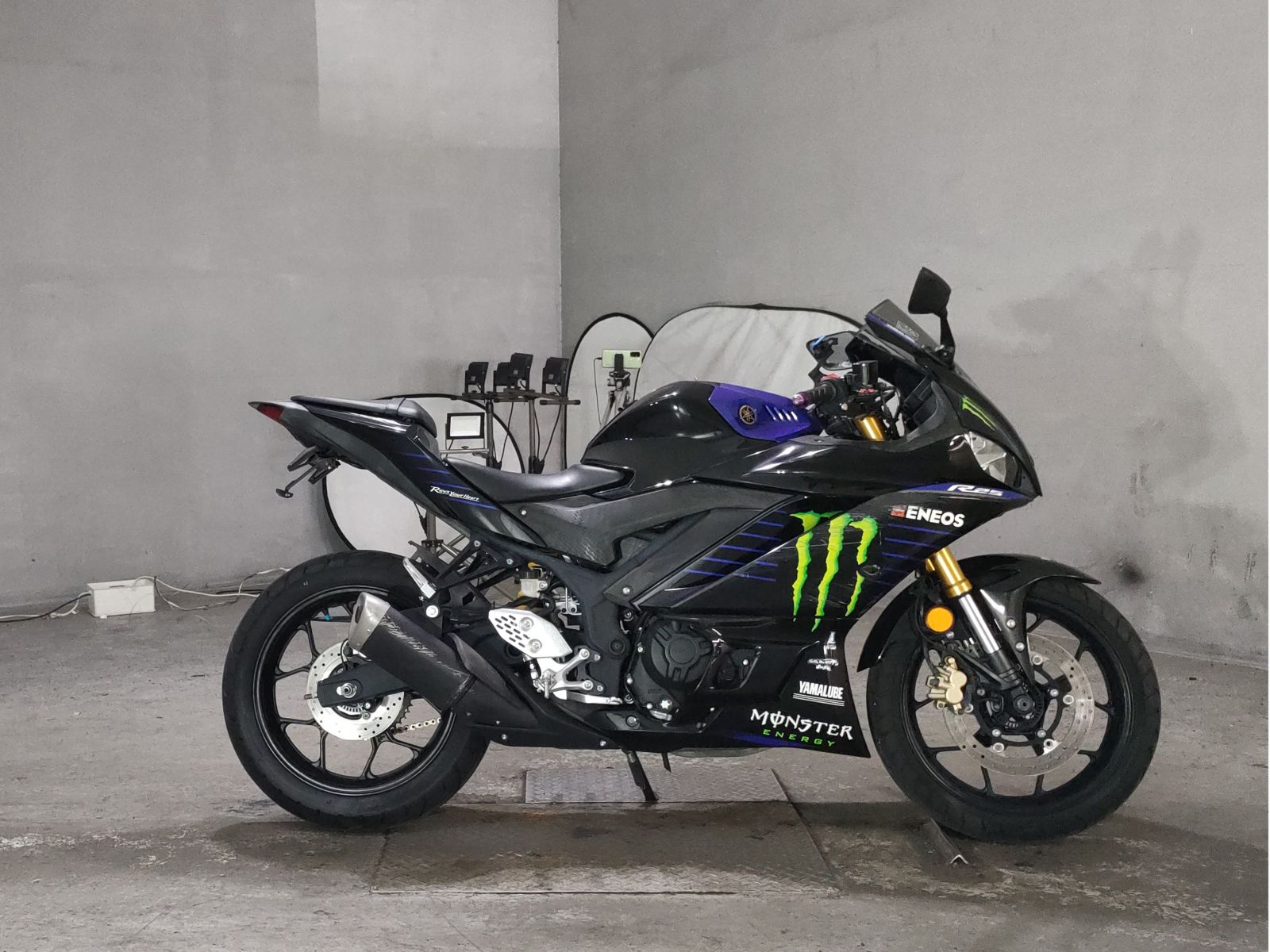 Yamaha YZF-R25