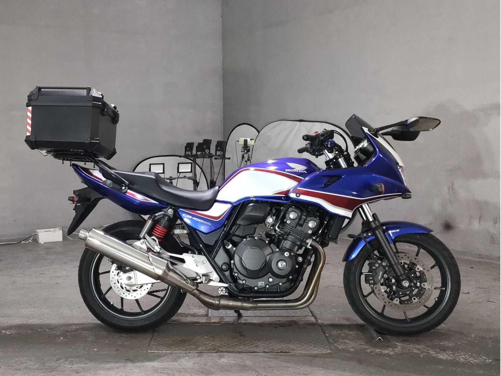 Honda CB400SFV-4 BOLDOR