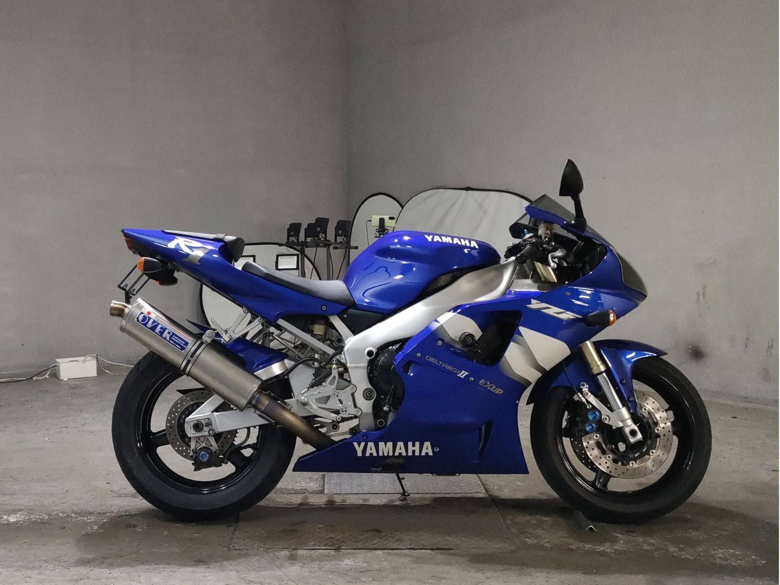 Yamaha YZF-R1