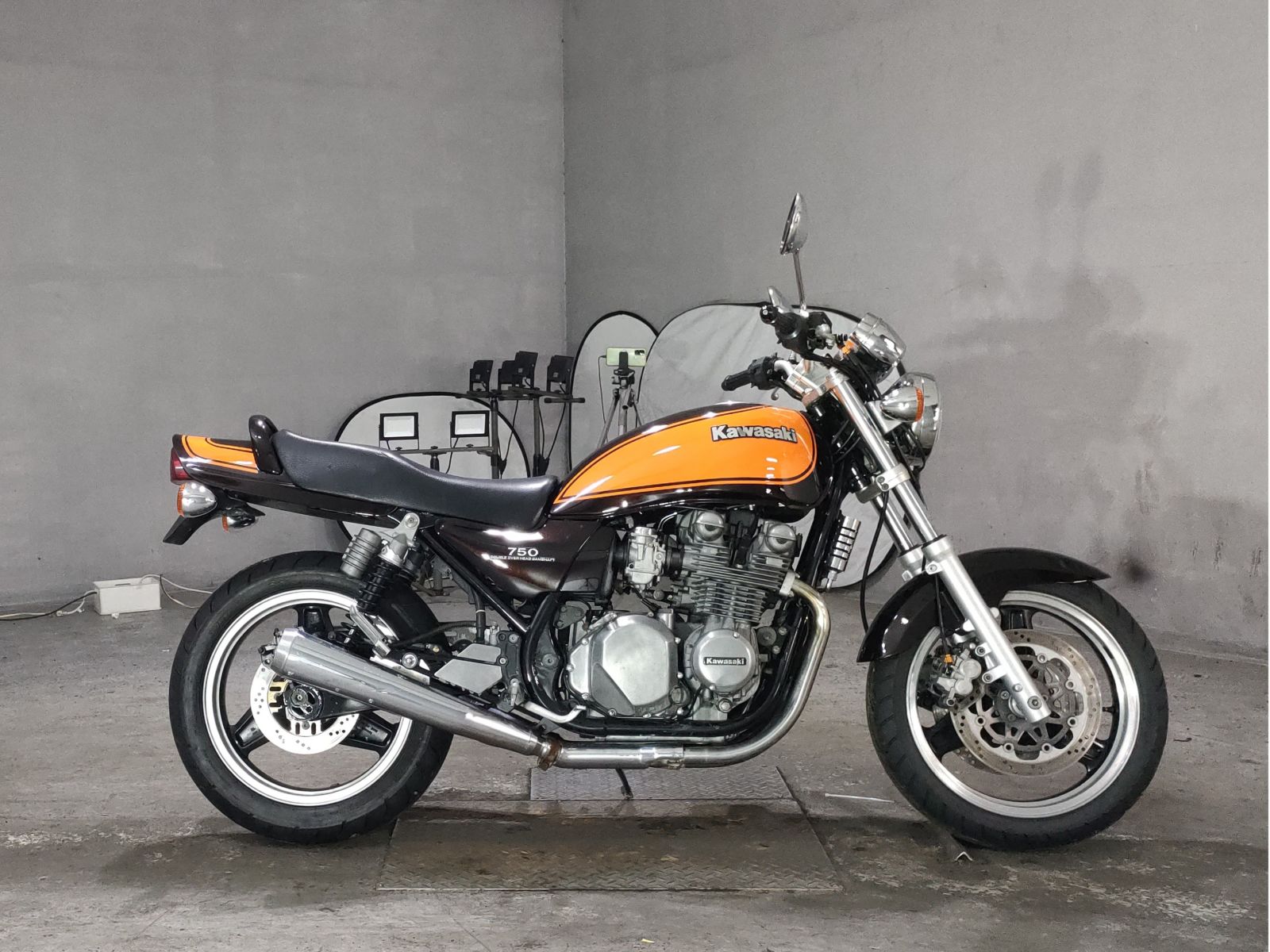 Kawasaki ZEPHYR750