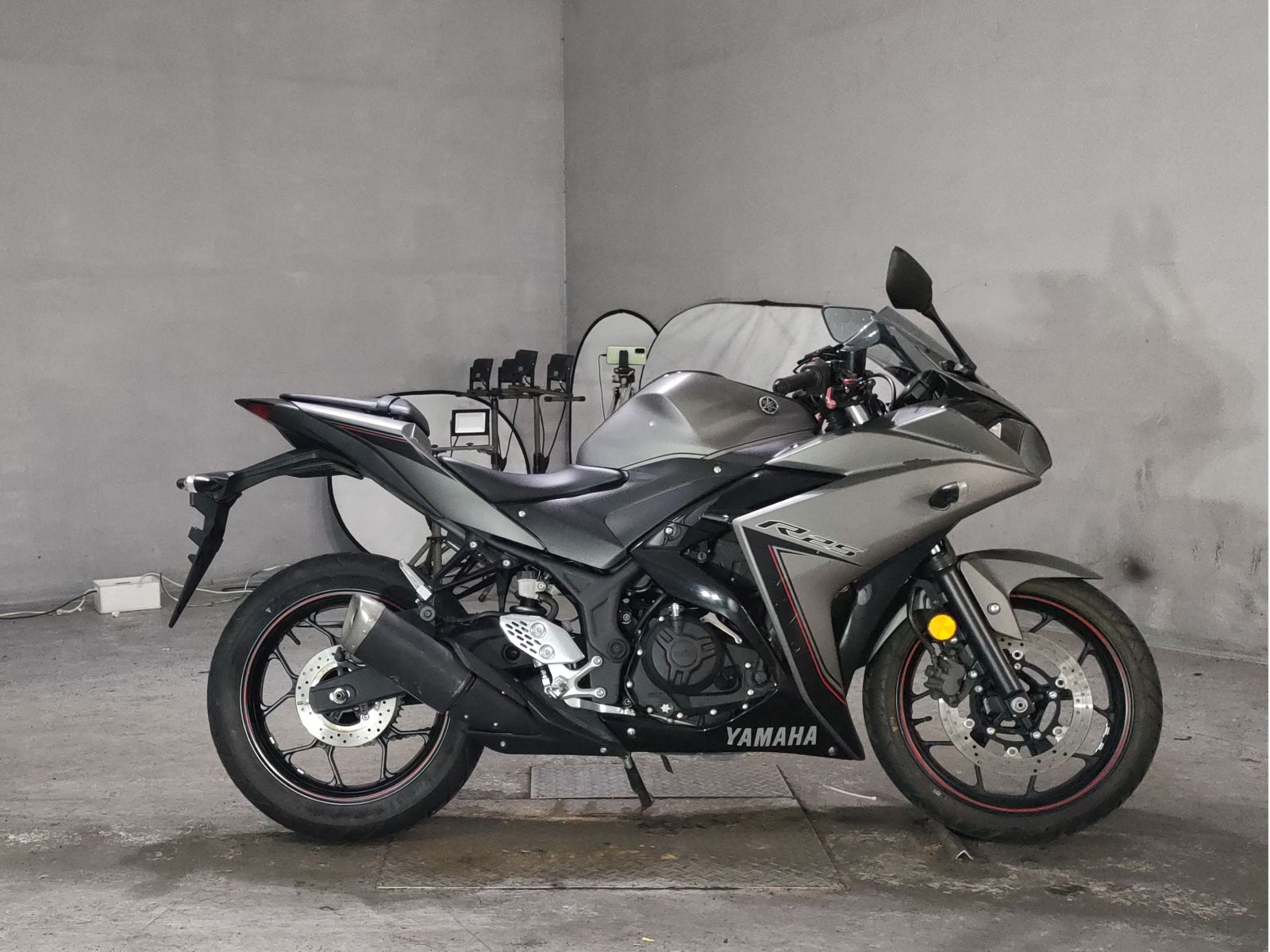 Yamaha YZF-R25