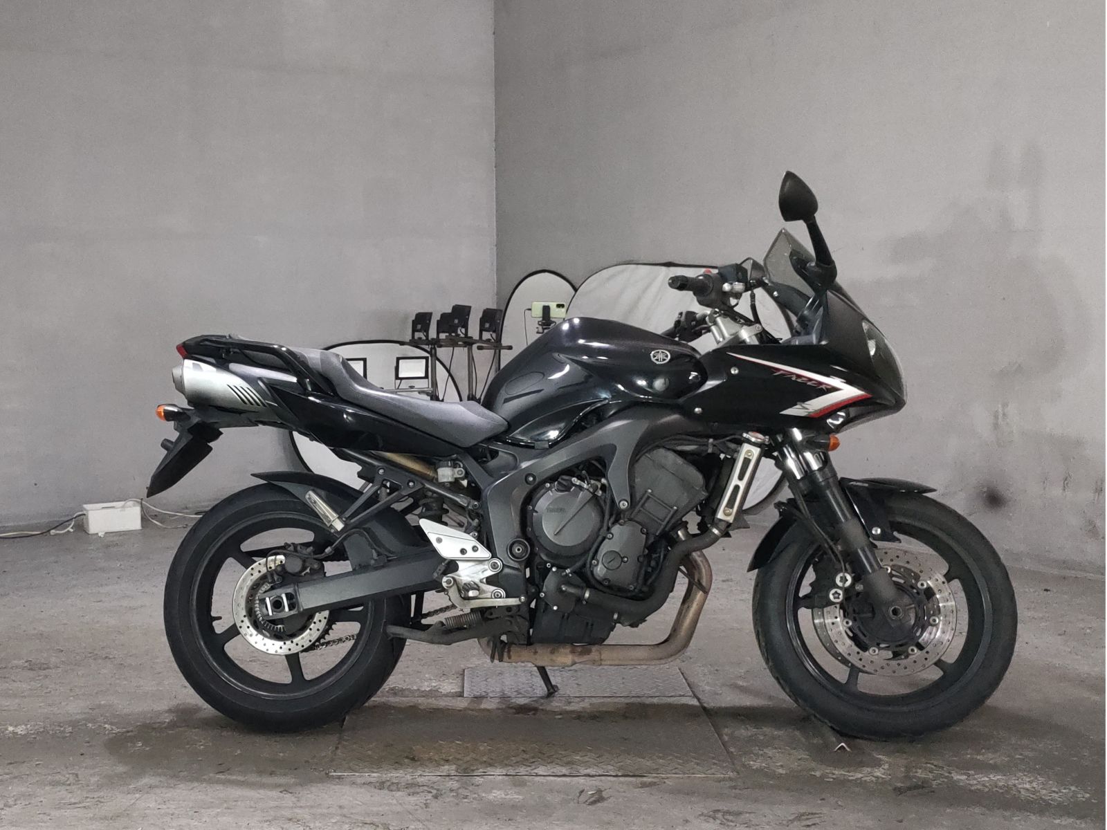 Yamaha FZ-6S FEATHER