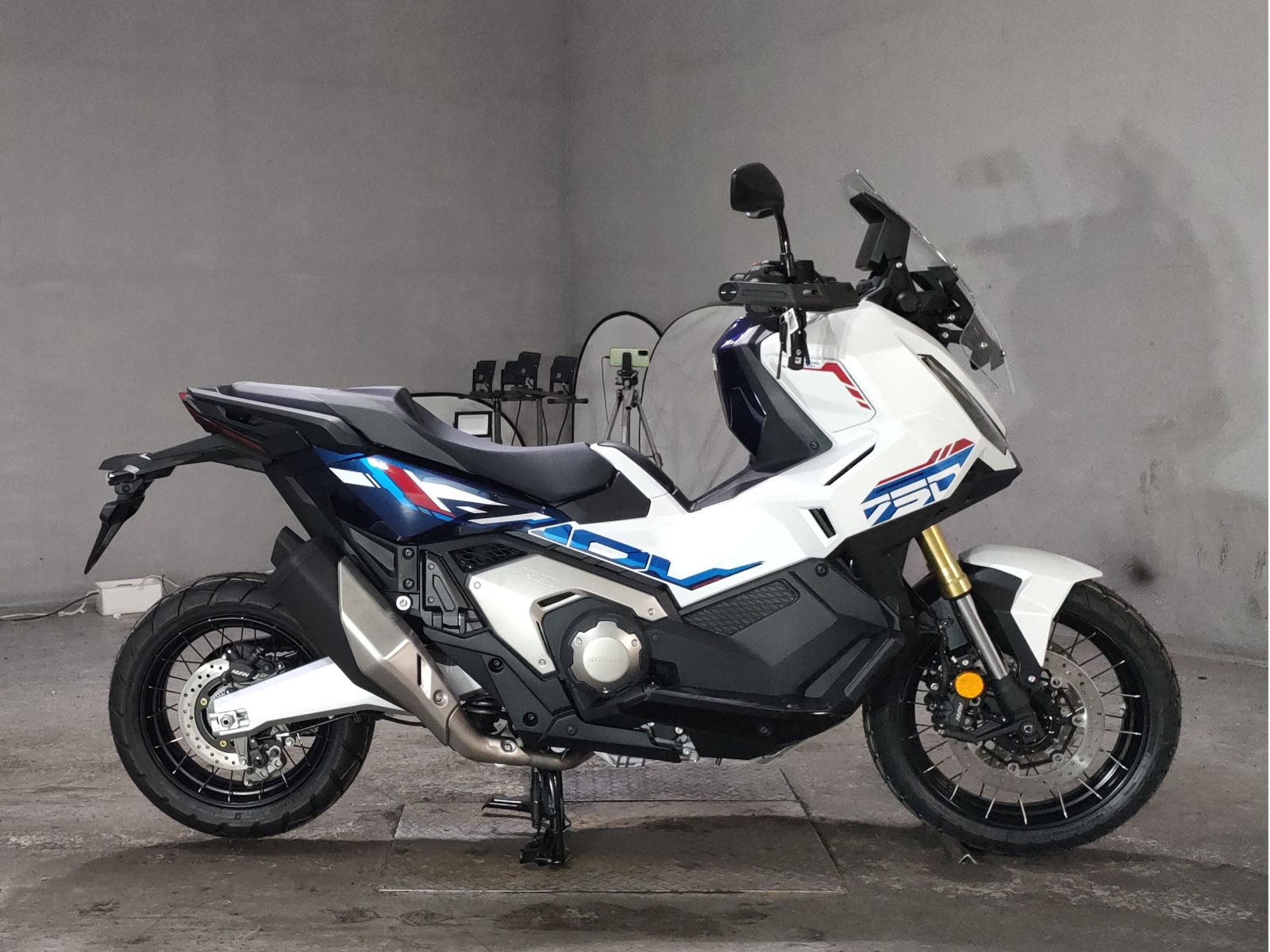 OTHER X-ADV