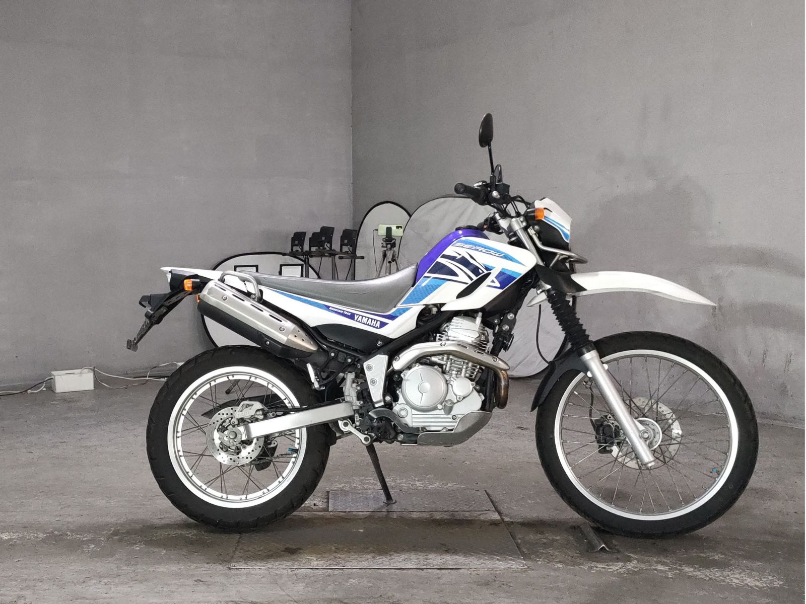 Yamaha SEROW 250