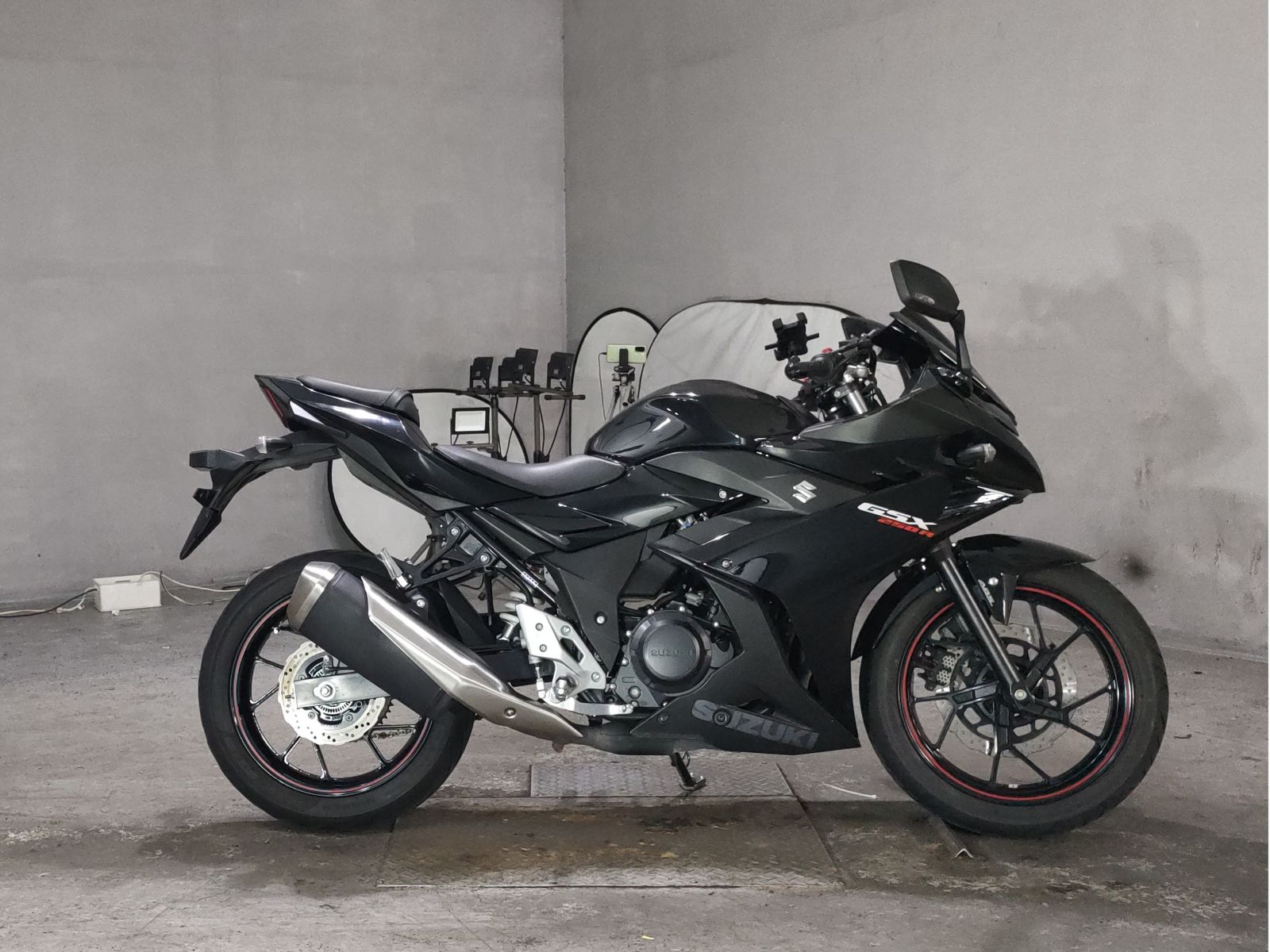 Suzuki GSX250R