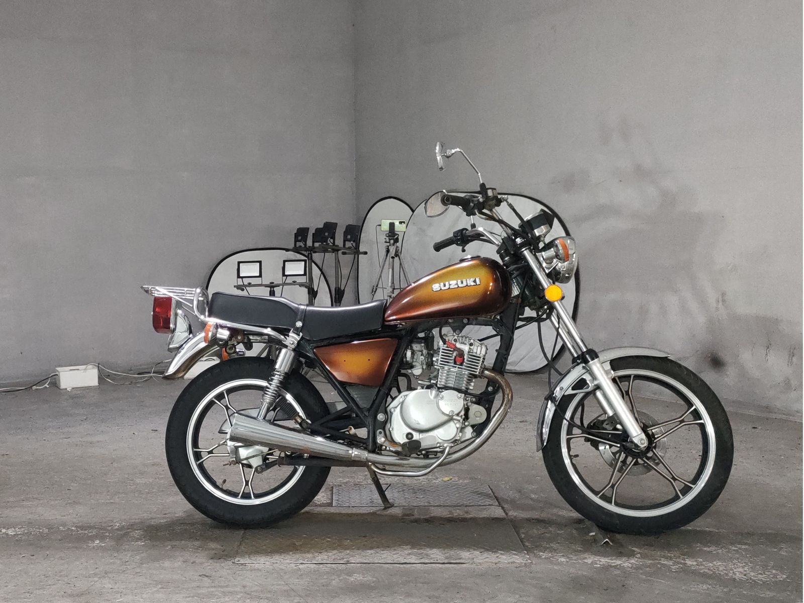 Suzuki GN125H