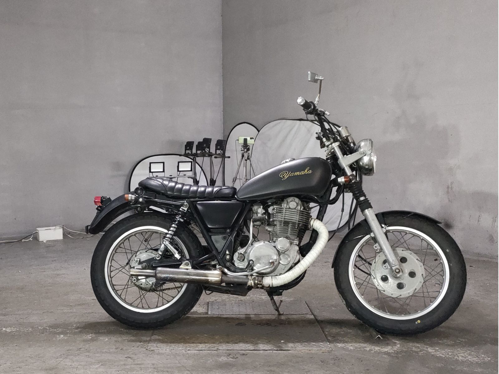 Yamaha SR500-1