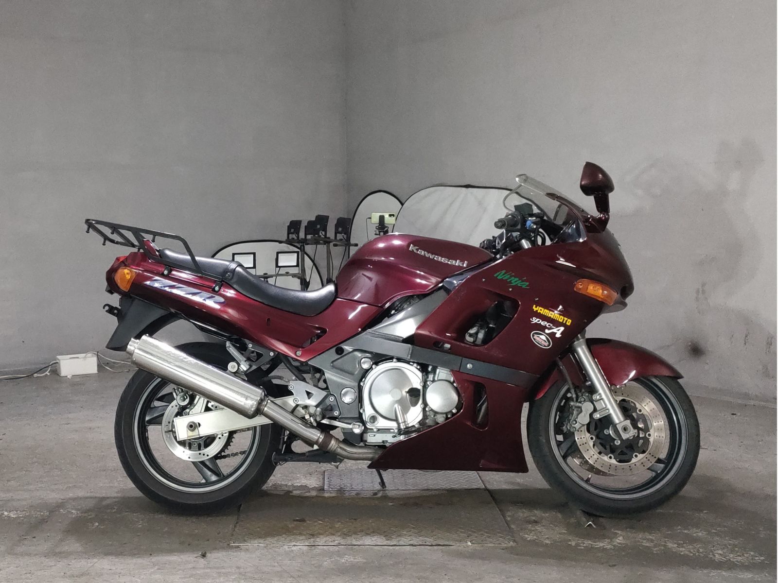 Kawasaki ZZR400