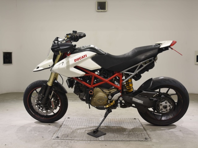 Ducati DUCATI HYPERMOTARD 1100 S