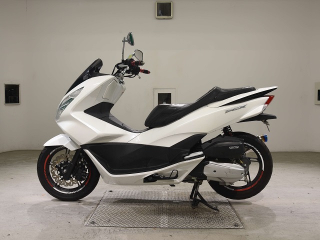 Honda PCX125-2
