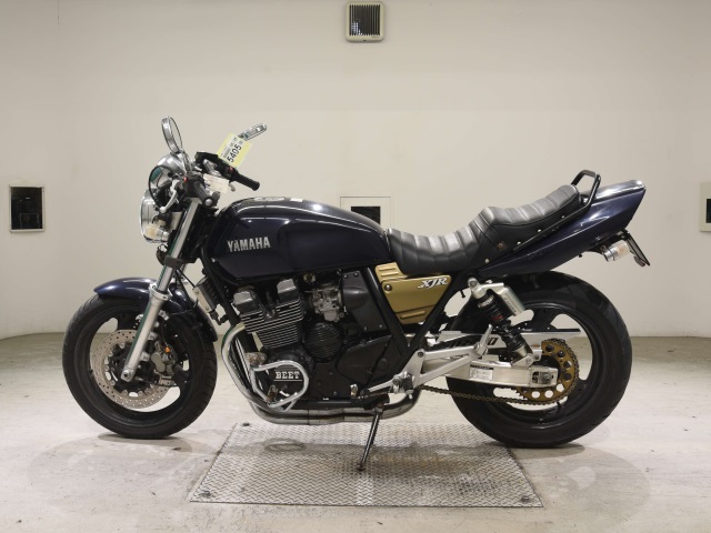 Yamaha XJR400
