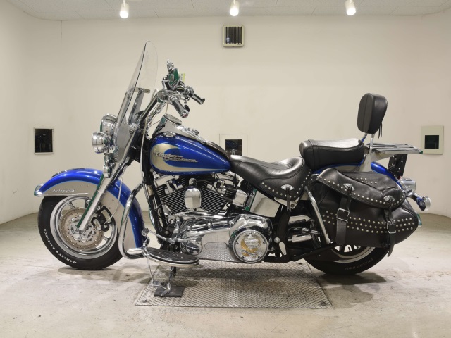 Harley-Davidson HARLEY FLSTC1580