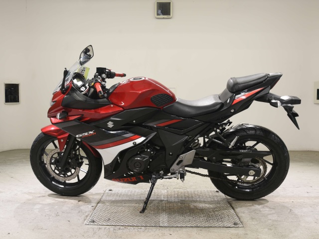 Suzuki GSX250R